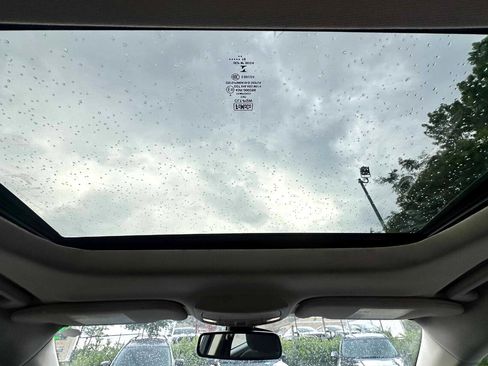 Used 2019 Ford Fusion SE image 26