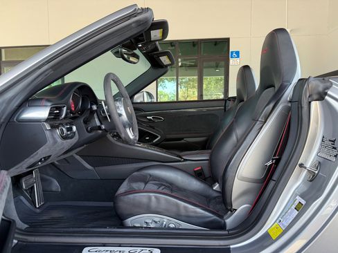 Used 2016 Porsche 911 Carrera GTS image 34