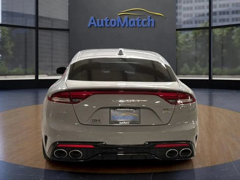 Used 2022 Kia Stinger GT1 AWD/4WD image 10