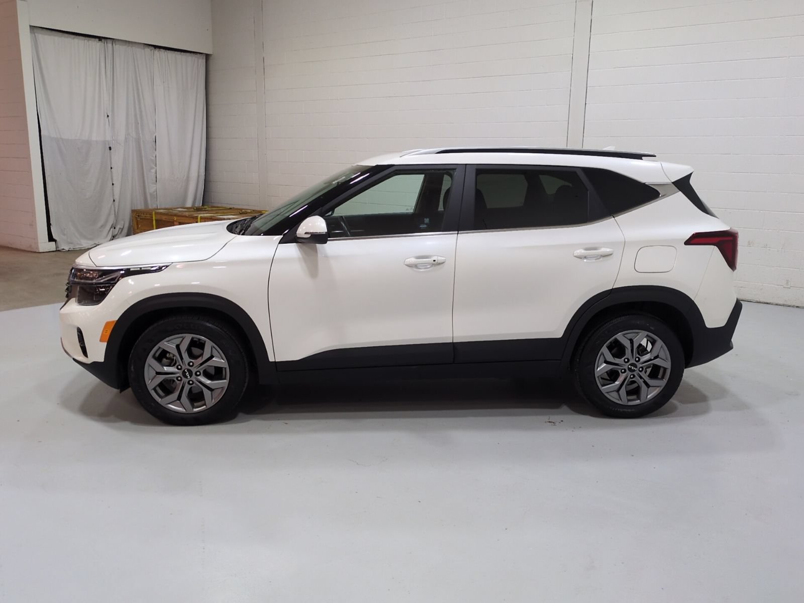 Certified 2024 Kia Seltos S FWD image 6