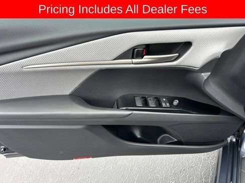 Used 2026 Toyota Camry SE w/ Convenience Package FWD image 3