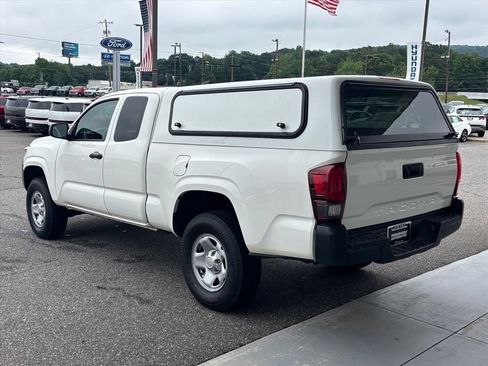 Used 2023 Toyota Tacoma SR RWD image 2