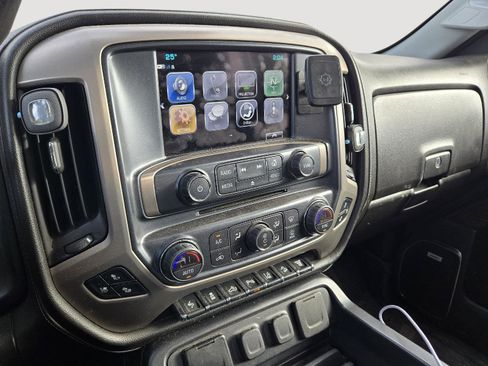 Used 2018 GMC Sierra 2500 Denali image 15