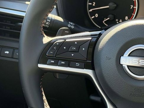 Used 2025 Nissan Altima 2.5 SR image 13