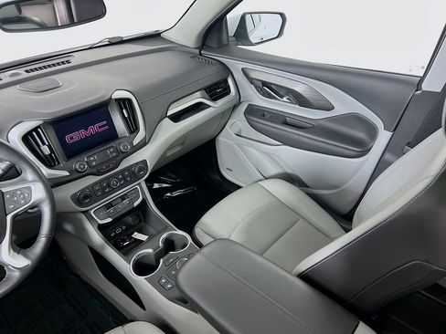 Certified 2022 GMC Terrain SLT w/ Infotainment Package II image 24