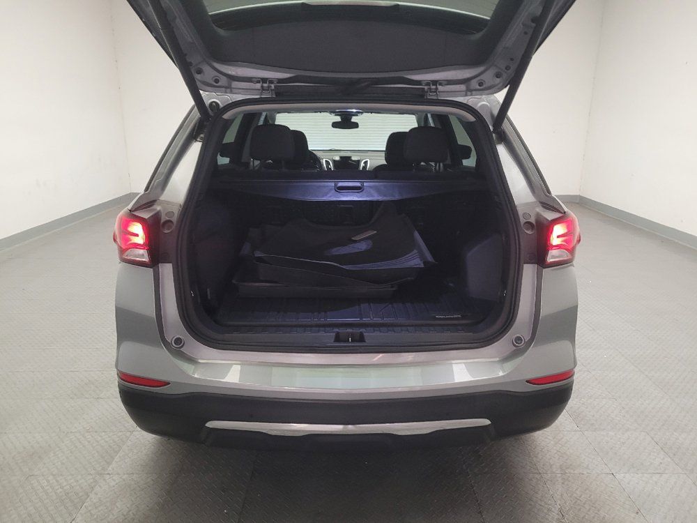 Used 2023 Chevrolet Equinox LT FWD image 29