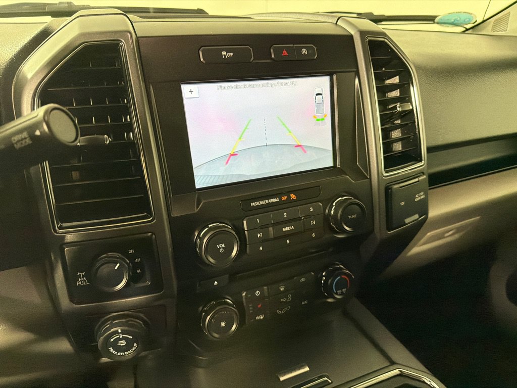 Used 2018 Ford F150 XLT w/ Equipment Group 302A Luxury AWD/4WD image 15