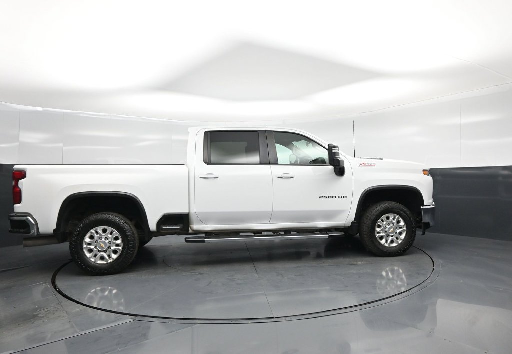 Used 2023 Chevrolet Silverado 2500 LT w/ Convenience Package AWD/4WD image 13