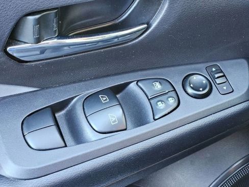 Certified 2024 Nissan Kicks SR w/ SR Premium Package image 20