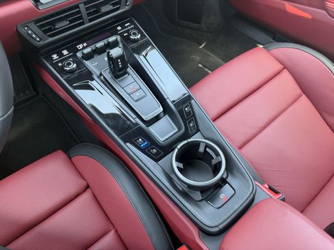 Used 2026 Porsche 911 Carrera 4 GTS AWD/4WD image 27