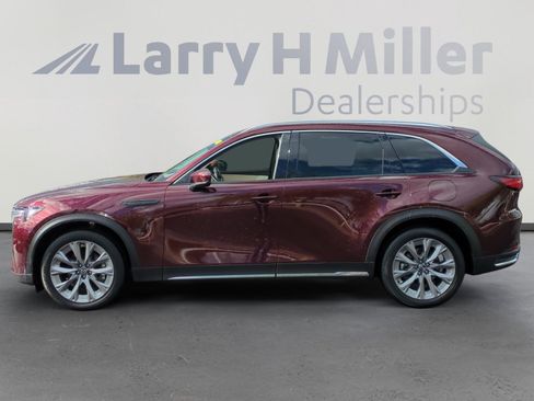 Used 2024 MAZDA CX-90 3.3 Turbo w/ Premium Plus Pkg image 2