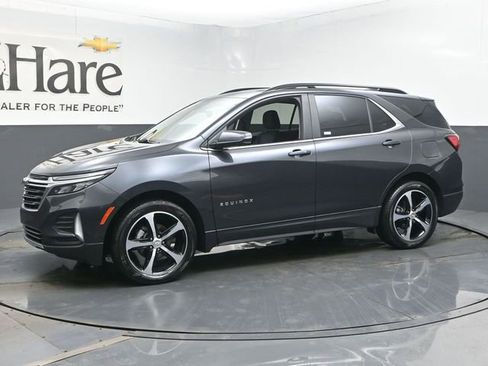 Used 2023 Chevrolet Equinox LT image 32