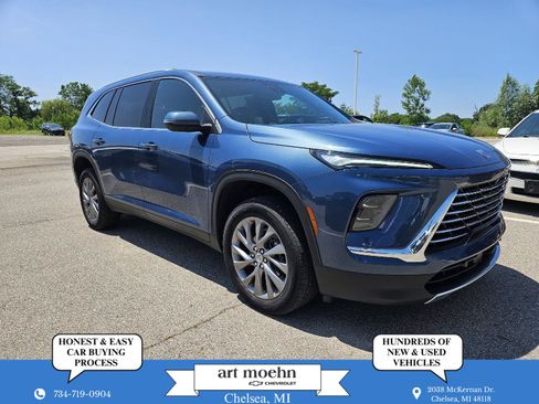 Used 2026 Buick Enclave Preferred AWD/4WD image 1