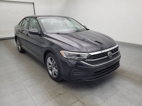 Used 2024 Volkswagen Jetta SE image 13