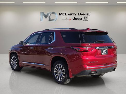 Used 2022 Chevrolet Traverse Premier image 4