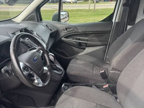 Used 2017 Ford Transit Connect XL FWD image 6