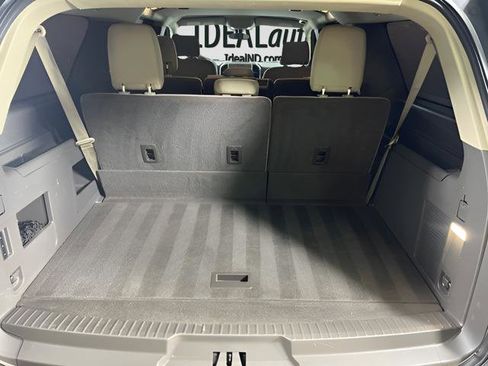 Used 2018 Ford Expedition Max XLT image 7