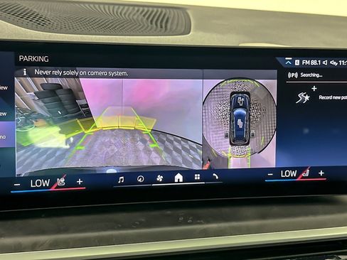 Used 2025 BMW X7 xDrive40i w/ Parking Assistance Package image 20