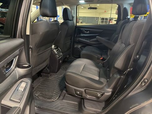 Used 2023 Subaru Ascent Premium w/ Convenience Package image 12