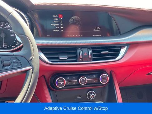Used 2018 Alfa Romeo Stelvio Ti Sport AWD/4WD image 10