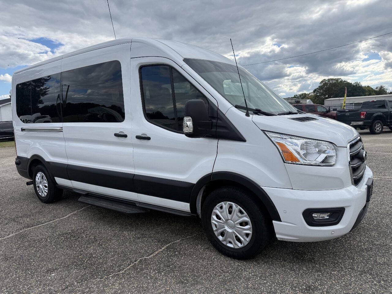Used 2020 Ford Transit 350 XLT RWD image 15