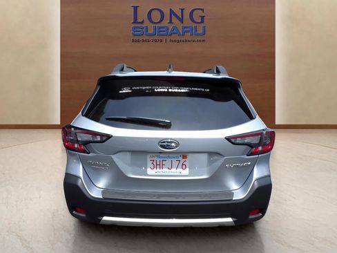 Certified 2025 Subaru Outback Limited image 5