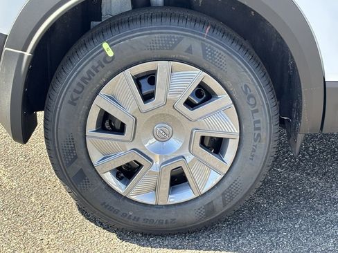 New 2026 Nissan Kicks S image 7