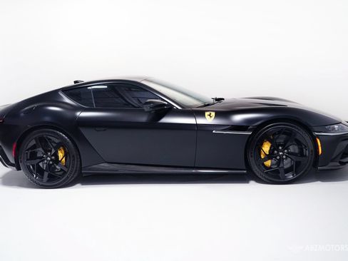 Used 2025 Ferrari 12Cilindri RWD image 4