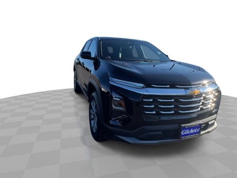 Used 2025 Chevrolet Equinox LT FWD image 2