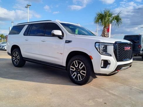 Used 2023 GMC Yukon XL AT4 image 13
