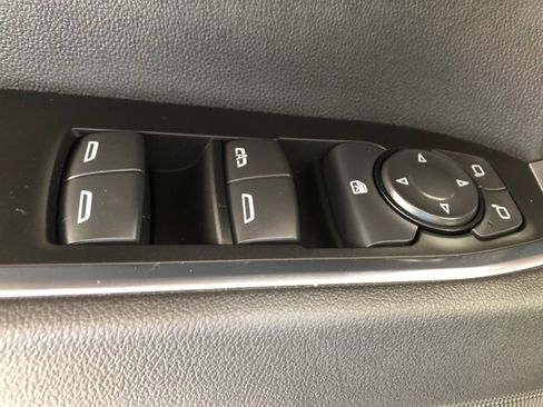 Used 2026 Chevrolet Silverado 1500 RST w/ RST Select Package AWD/4WD image 34