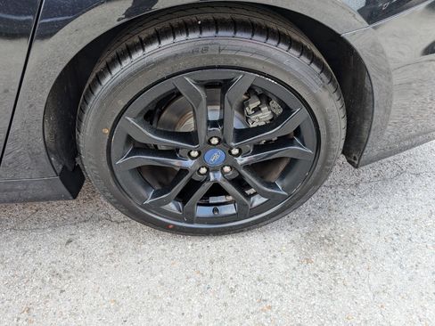 Used 2019 Ford Fusion SE w/ Equipment Group 151A FWD image 25
