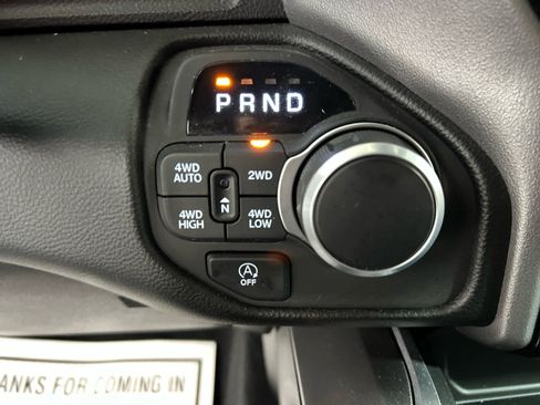 Used 2025 RAM 1500 Big Horn AWD/4WD image 7