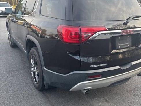 Used 2017 GMC Acadia SLT image 4