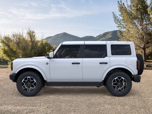New 2026 Ford Bronco Outer Banks AWD/4WD image 3