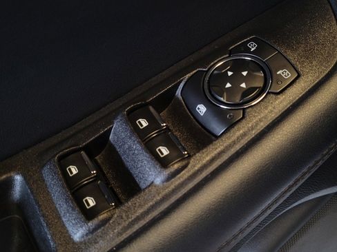 Used 2024 Ford Edge SEL image 27