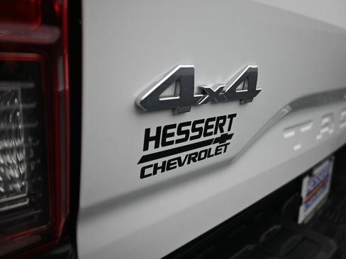 Used 2023 Toyota Tacoma SR5 w/ Technology Package image 32