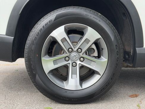 Used 2025 Honda Pilot EX-L image 37