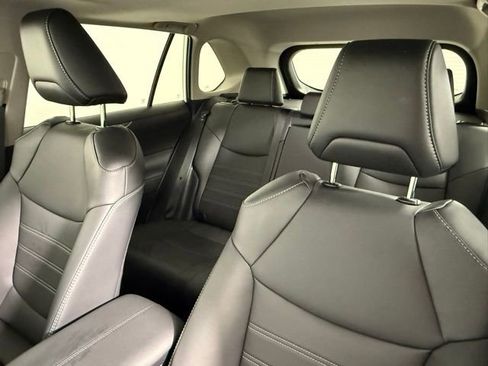 Used 2025 Toyota RAV4 XLE Premium image 31