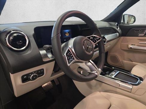 Certified 2026 Mercedes-Benz GLB 250 image 9
