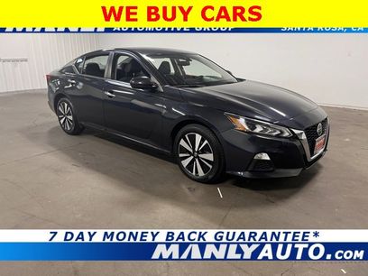 Used 2022 Nissan Altima 2.5 SV