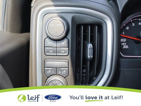 Used 2022 Chevrolet Silverado 1500 LT w/ Z71 Off-Road Package image 15