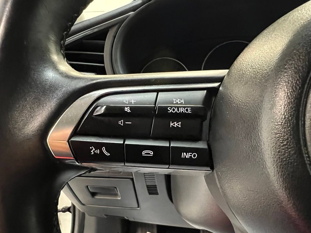 Used 2025 MAZDA MAZDA3 s FWD image 20