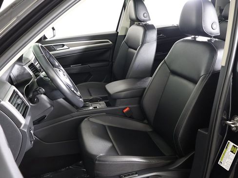 Used 2019 Volkswagen Atlas SEL R-Line image 35