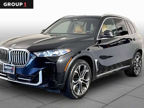 Used 2024 BMW X5 sDrive40i w/ Premium Package RWD image 1