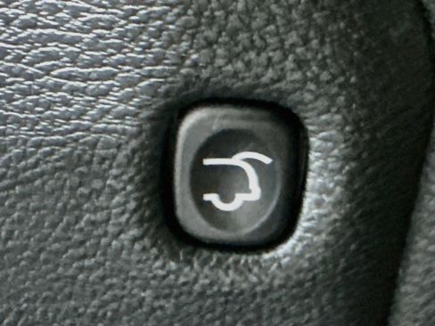 Used 2023 Dodge Durango GT RWD image 33