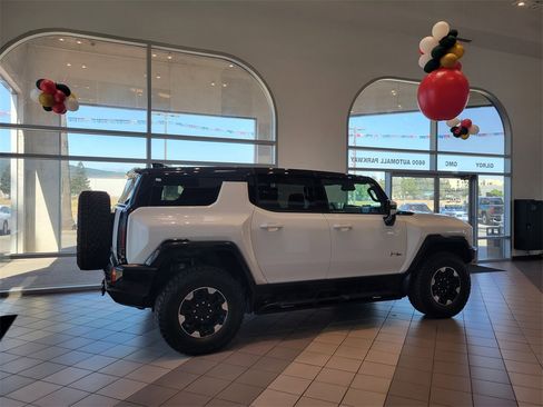 Used 2022 GMC Sierra 1500 Denali image 37