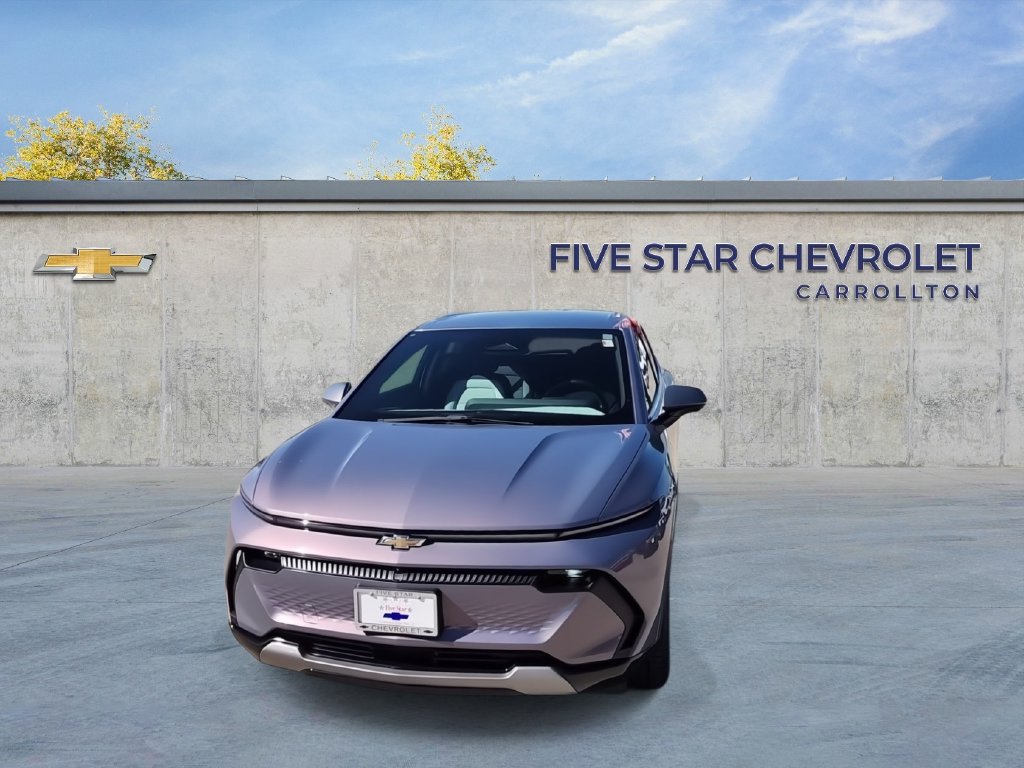 Used 2024 Chevrolet Equinox EV LT FWD image 3
