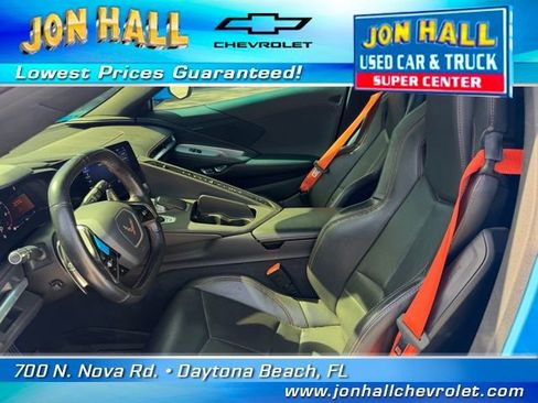 Used 2021 Chevrolet Corvette Stingray Convertible w/ Z51 Performance Package image 17