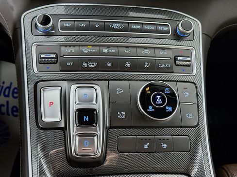 Used 2022 Hyundai Santa Fe SEL Premium w/ Cargo Package image 16